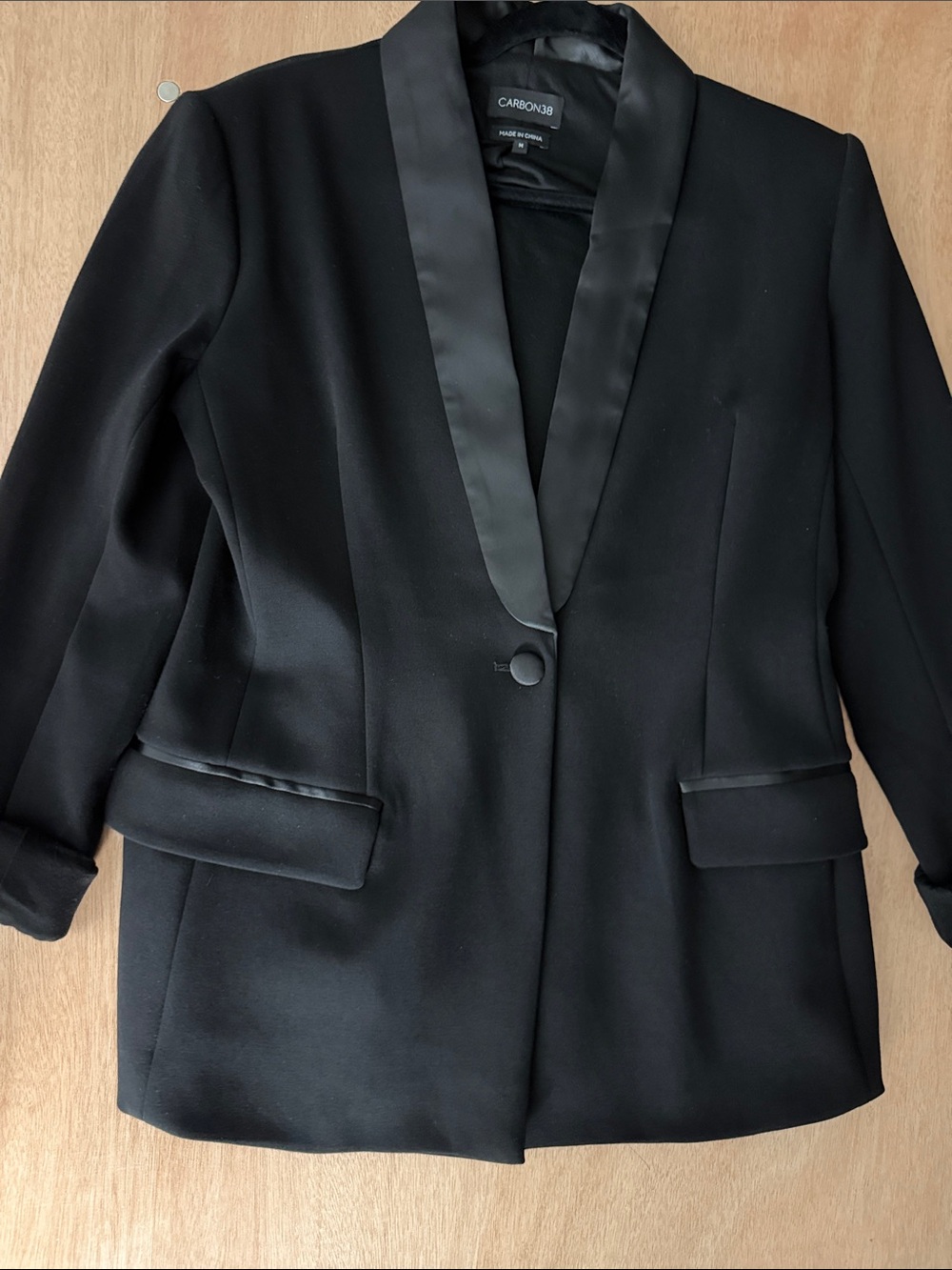 Carbon38 Black Satin-Trim Single-Button Blazer - Picture 3 of 12